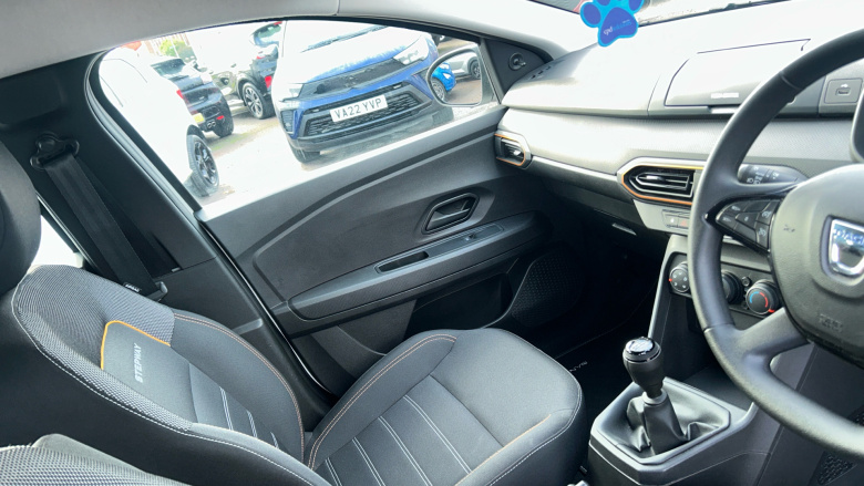 Dacia Sandero Stepway 1.0 TCe Essential 5dr Petrol Hatchback